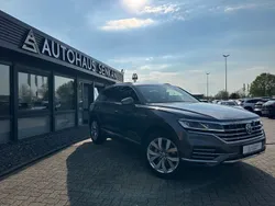 Grau Gebraucht 2019 VW Touareg Elegance SUV | 37.990 € (Superpreis)