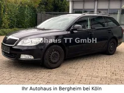 Schwarz Gebraucht 2012 Skoda Octavia Limousine | 4.950 € (Etwas zu teuer)