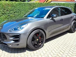 Grau Gebraucht 2015 Porsche Macan Turbo SUV | 44.500 € (Fairer Preis)