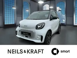 Weiß Gebraucht 2021 Smart ForTwo Electric Drive Coupé | 9.870 € (Fairer Preis)