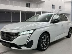 Okenitweiß metallic Gebraucht 2023 Peugeot 308 Allure Kleinwagen | 17.490 € (Superpreis)