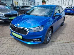 Blau Neu 2025 Skoda Fabia Tour Limousine | 22.490 € (Fairer Preis)