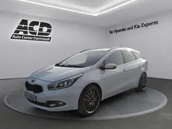 Deluxe weiß metallic (metallic) Gebraucht 2015 Kia Ceed Kombi | 6.970 € (Superpreis)