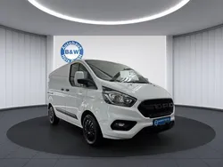 Weiß Gebraucht 2019 Ford Transit Custom Trend Van / Kleinbus | 18.499 € (Superpreis)