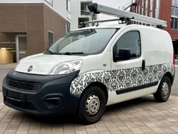 Weiß Gebraucht 2017 Fiat Fiorino Van / Kleinbus | 8.590 € (Etwas zu teuer)