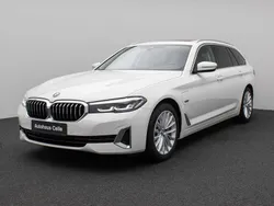 Weiß Gebraucht 2022 BMW 530e Luxury Line Limousine | 32.299 € (Superpreis)