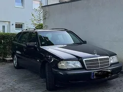 Schwarz Gebraucht 1998 Mercedes C180 Kombi | 1.100 € (Guter Preis)