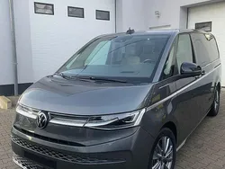 Grau Gebraucht 2024 VW T7 Style Van | 59.990 € (Fairer Preis)