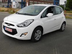 Weiß Gebraucht 2012 Hyundai ix20 Van / Kleinbus | 5.899 € (Fairer Preis)