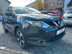 Schwarz Gebraucht 2017 Nissan Qashqai N-Connecta SUV | 11.650 € (Fairer Preis)