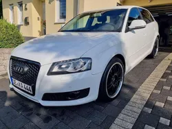 Weiß Gebraucht 2010 Audi A3 Sportback Kombi | 7.499 € (Fairer Preis)