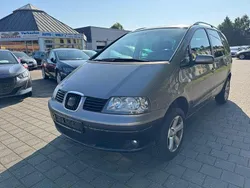 Grau Gebraucht 2006 Seat Alhambra Reference Van / Kleinbus | 900 € (Fairer Preis)
