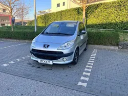 Aluminium Gebraucht 2005 Peugeot 1007 Premium Kleinwagen | 2.700 € (Fairer Preis)