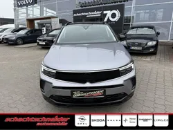 Quarz silber metallic Gebraucht 2023 Opel Grandland X SUV | 22.990 € (Fairer Preis)