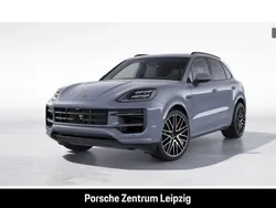 Grau Gebraucht 2024 Porsche Cayenne S E-Hybrid SUV | 105.800 €