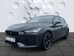 Grau Gebraucht 2022 Cupra Leon VZ Limousine | 30.940 € (Fairer Preis)