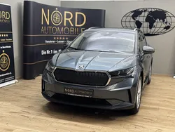 Quarzgrau metallic (metallic) Gebraucht 2021 Skoda Enyaq iV SUV | 23.989 € (Guter Preis)