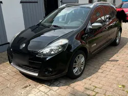 Schwarz Gebraucht 2012 Renault Clio III Night&Day Kombi | 3.900 € (Guter Preis)