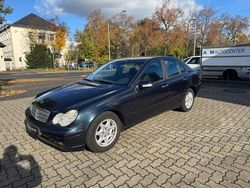 Schwarz Gebraucht 2004 Mercedes C200 Limousine | 3.699 € (Fairer Preis)