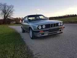 Silber Gebraucht 1987 BMW 325 Limousine | 14.800 €
