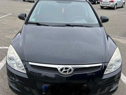 Schwarz Gebraucht 2009 Hyundai i30 Limousine | 3.000 € (Fairer Preis)