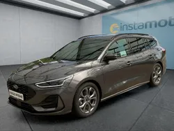 Grau Gebraucht 2024 Ford Focus ST-Line Kombi | 28.649 € (Fairer Preis)