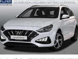Weiß Gebraucht 2024 Hyundai i30 Select Kombi | 20.410 € (Fairer Preis)
