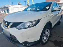 Weiß Gebraucht 2017 Nissan Qashqai SUV | 10.899 € (Guter Preis)