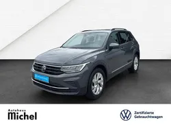 Grau Gebraucht 2023 VW Tiguan Life SUV | 34.130 € (Guter Preis)