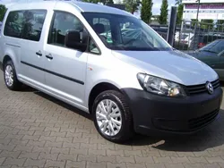 Silber Gebraucht 2010 VW Caddy Maxi Startline Van / Kleinbus | 11.900 € (Etwas zu teuer)