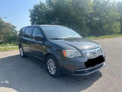 Gebraucht 2013 Lancia Voyager Platinum Van / Kleinbus | 5.700 €