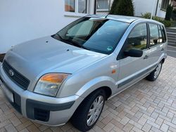 Silber Gebraucht 2006 Ford Fusion Ambiente Kombi | 3.650 € (Teuer)