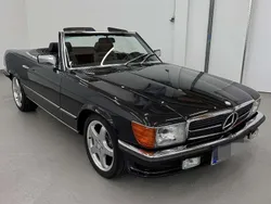 Schwarz Gebraucht 1976 Mercedes SL280 Cabrio | 34.999 €