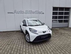 Super white Gebraucht 2023 Toyota Aygo Comfort Kleinwagen | 14.900 € (Superpreis)