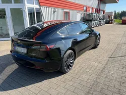 Schwarz Gebraucht 2022 Tesla Model 3 Limousine | 40.500 € (Teuer)