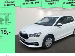 Weiß Gebraucht 2024 Skoda Fabia Selection Limousine | 18.750 € (Guter Preis)
