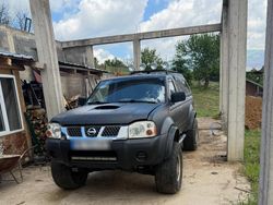 Schwarz Gebraucht 2003 Nissan Navara Abholung | 7.799 € (Teuer)