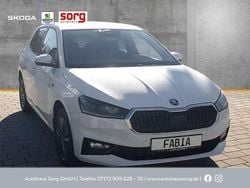 Weiß Neu 2025 Skoda Fabia Tour Limousine | 22.390 € (Guter Preis)