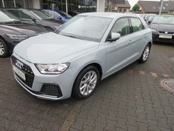 Pfeilgrau (metallic) Gebraucht 2024 Audi A1 Sportback Advanced Kleinwagen | 23.788 € (Guter Preis)