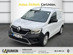 Mineralweiß Gebraucht 2024 Renault Kangoo Van / Kleinbus | 25.490 € (Etwas zu teuer)