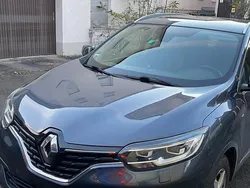Grau Gebraucht 2016 Renault Kadjar SUV | 14.999 € (Teuer)