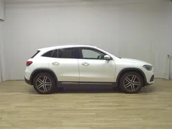 Weiss Gebraucht 2020 Mercedes GLA200 Progressive SUV | 25.980 € (Fairer Preis)