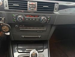 Schwarz Gebraucht 2008 BMW 330 Coupé | 9.200 € (Fairer Preis)