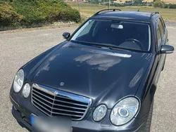 Grau Gebraucht 2009 Mercedes E280 Avantgarde Kombi | 4.900 € (Fairer Preis)