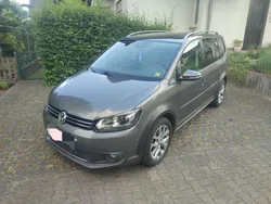 Grau Gebraucht 2015 VW Touran Cross Van / Kleinbus | 11.990 € (Guter Preis)