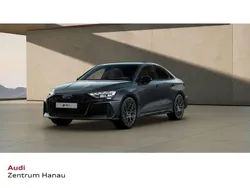 Grün Neu 2025 Audi RS3 Sport Kleinwagen | 87.885 €