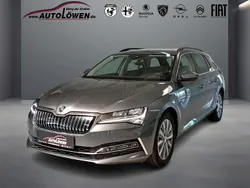 Grau Gebraucht 2022 Skoda Superb Ambition Kombi | 26.850 € (Fairer Preis)