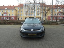 Schwarz Gebraucht 2016 VW Golf VII Comfortline Kombi | 5.500 €