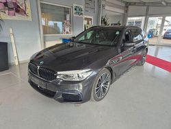 Grau Gebraucht 2018 BMW 540 M Sport Kombi | 29.900 € (Guter Preis)