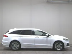 Weiss Gebraucht 2021 Ford Mondeo Titanium Kombi | 15.780 € (Guter Preis)